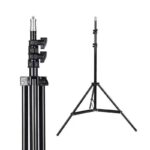 Floor-standing tripod for 
mobile live streaming